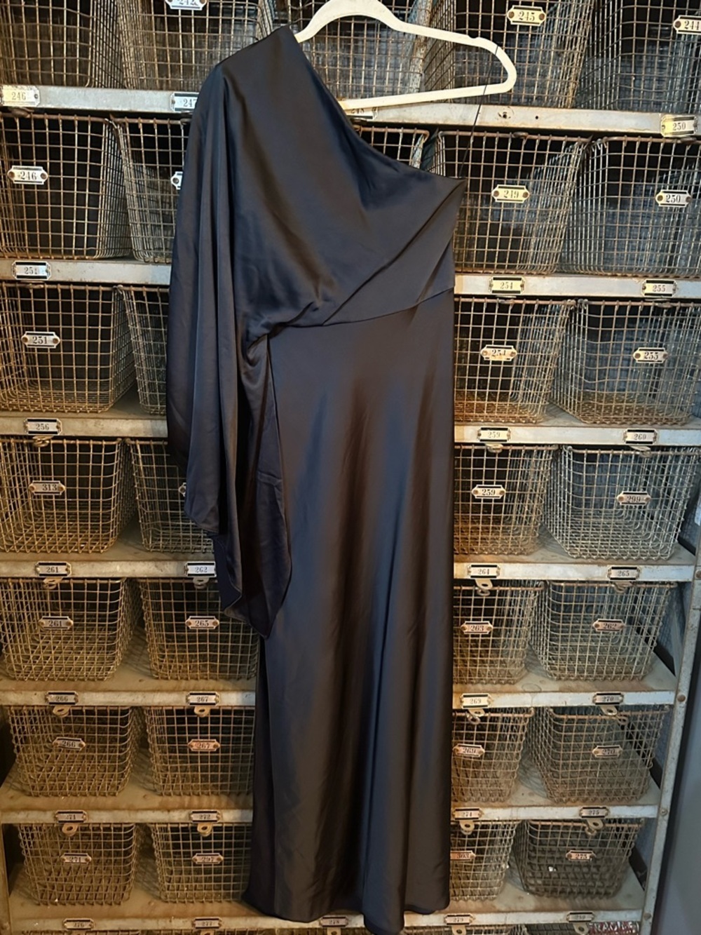 Significant Other Kelsie Maxi Dress Size 4 - 38322 - Picture 6 of 12